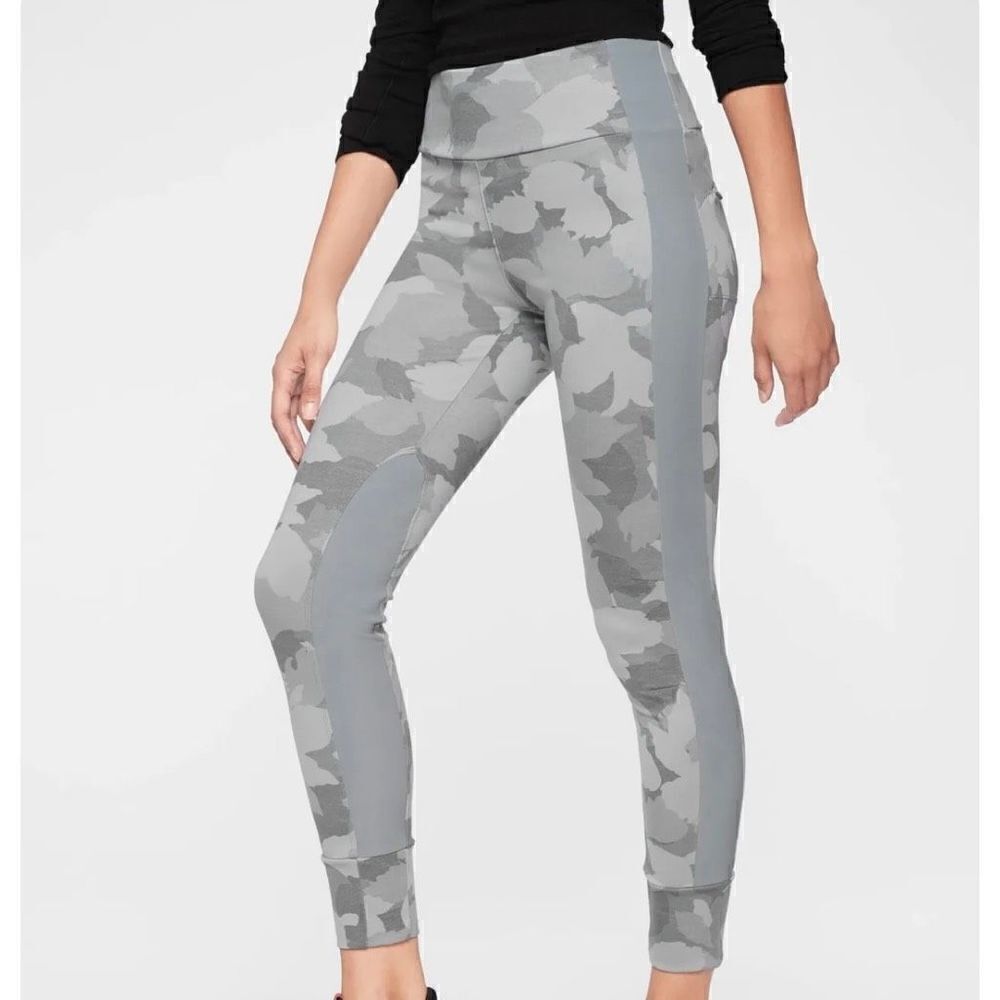 Athleta Gray Essex Camo Hybrid Tights Leggings Size Small